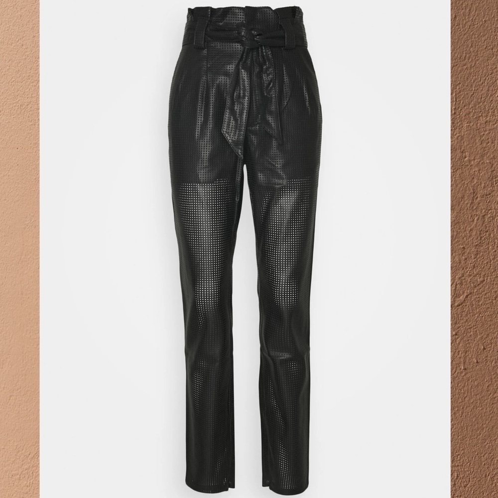 Good American Perforated pleather Pleated pants size 20